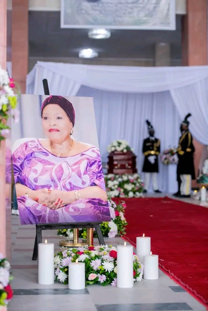 Requiem à Kinshasa : Les derniers hommages à Catherine Nzuzi wa Mbombo