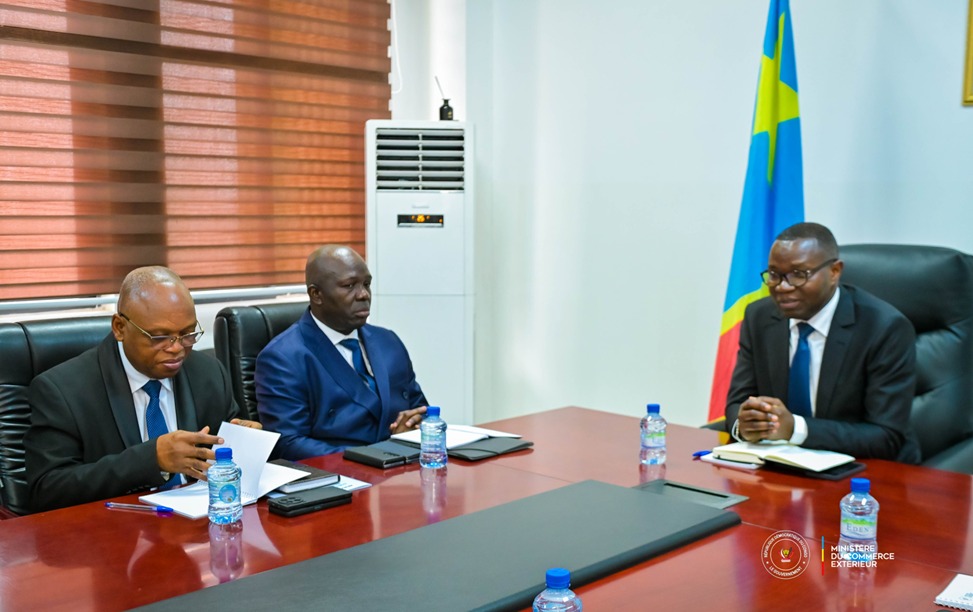 L’Office Congolais de Contrôle (OCC) : Julien Paluku charge les nouveaux dirigeants de renforcer la compétitivité des produits congolais