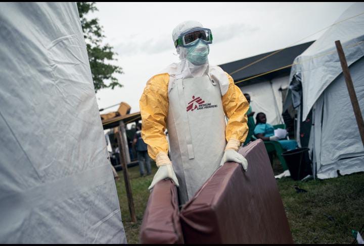 Ebola : MSF redéploie ses équipes vers les zones les plus touchées