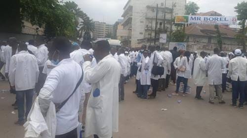 RDC : LES PROFESSIONNELS DE SANTÉ EN GRÈVE GÉNÉRALE ILLIMITÉE